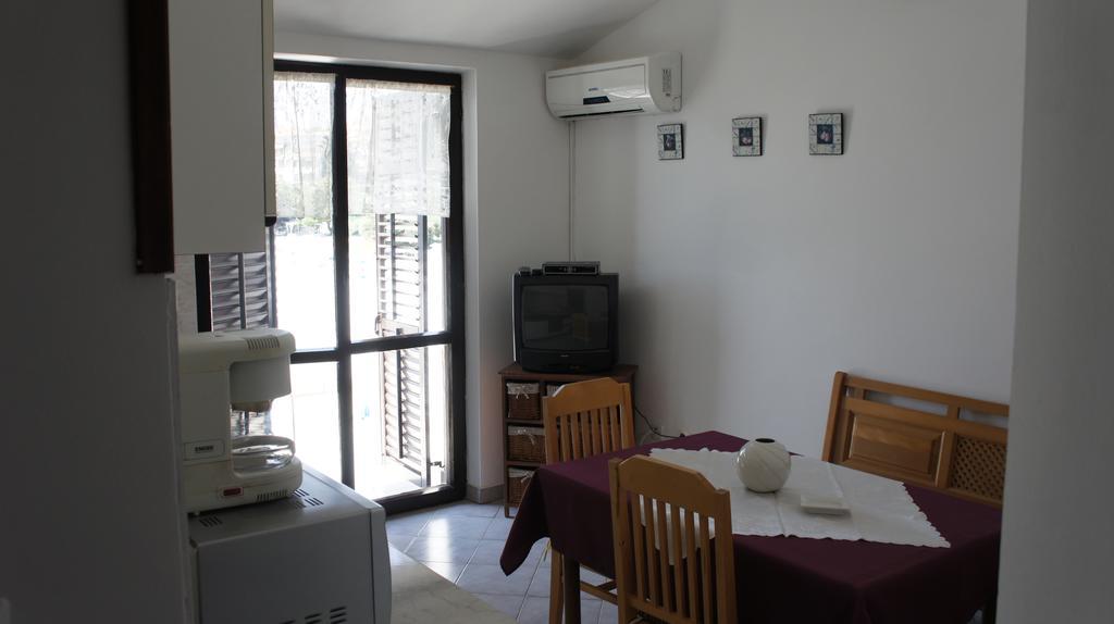 Suran Apartments Póla Kültér fotó